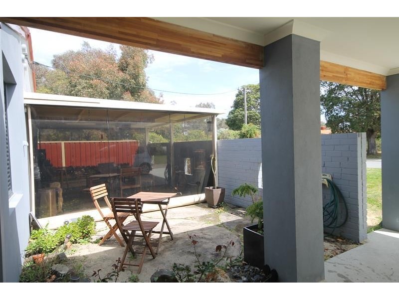 20 Dawson Street, Armadale WA 6112