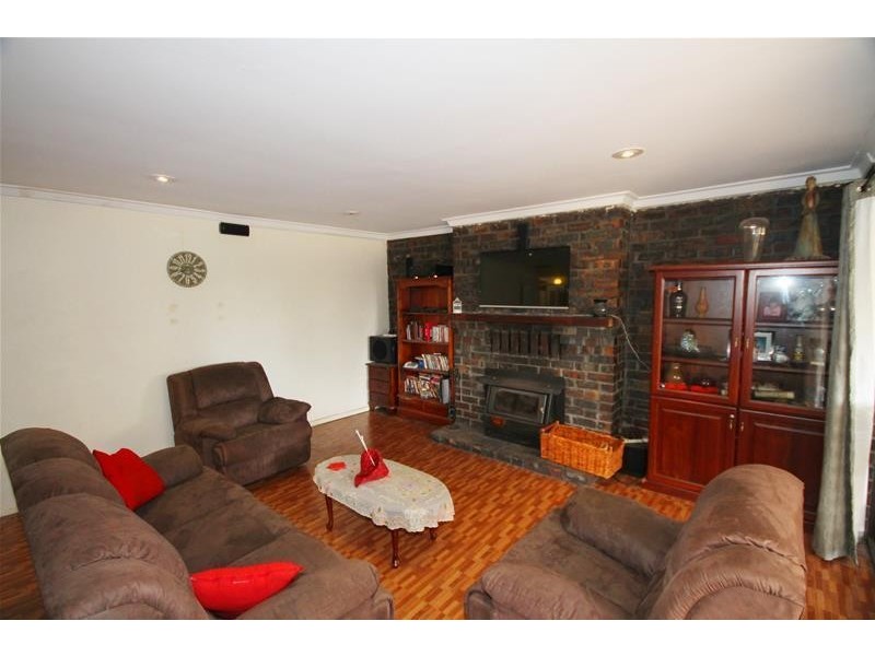 20 Dawson Street, Armadale WA 6112