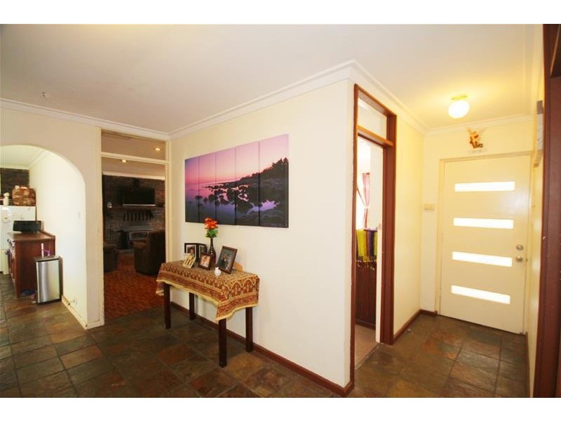 20 Dawson Street, Armadale WA 6112