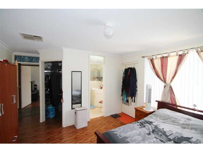 20 Dawson Street, Armadale WA 6112