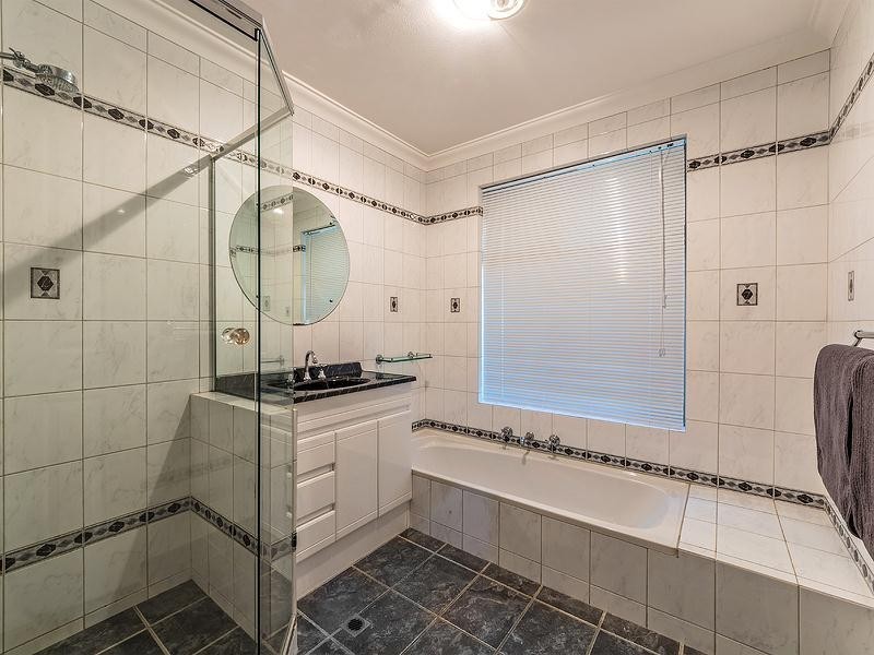 34 Wangoola Terrace, Mount Nasura WA 6112