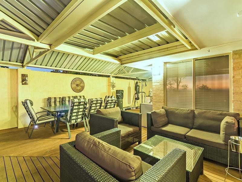 34 Wangoola Terrace, Mount Nasura WA 6112