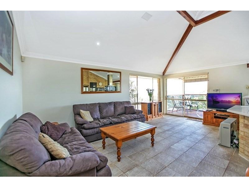 34 Wangoola Terrace, Mount Nasura WA 6112