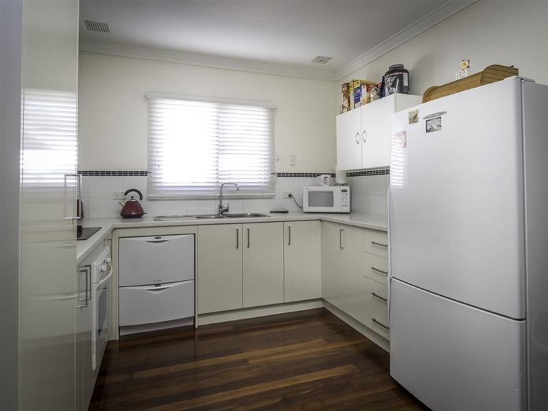 21 Winchester Road, Armadale WA 6112