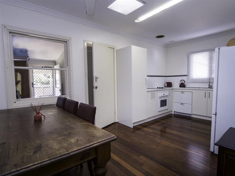 21 Winchester Road, Armadale WA 6112