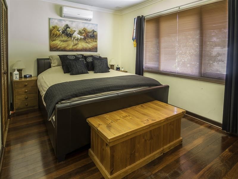 21 Winchester Road, Armadale WA 6112