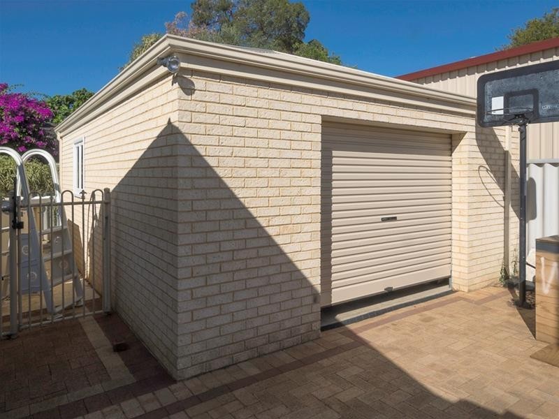 21 Winchester Road, Armadale WA 6112