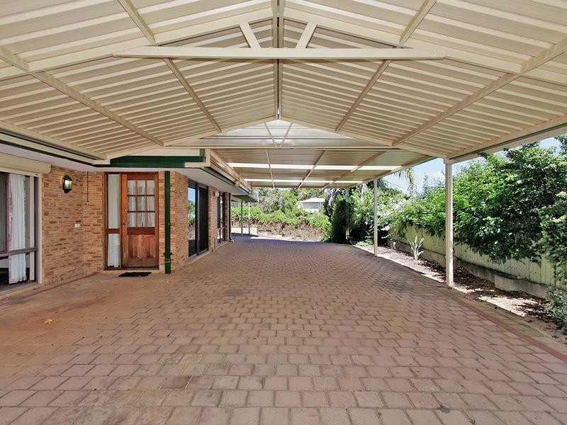 19 Onyx Road, Mount Richon WA 6112