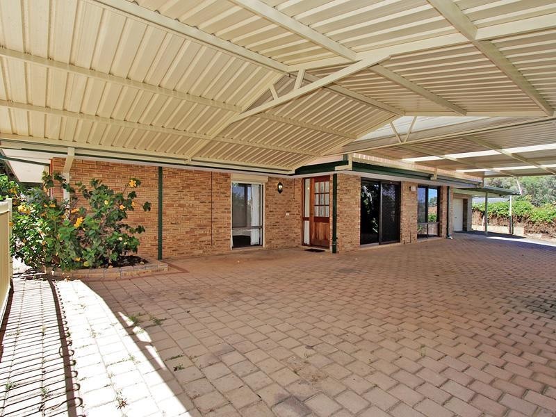 19 Onyx Road, Mount Richon WA 6112