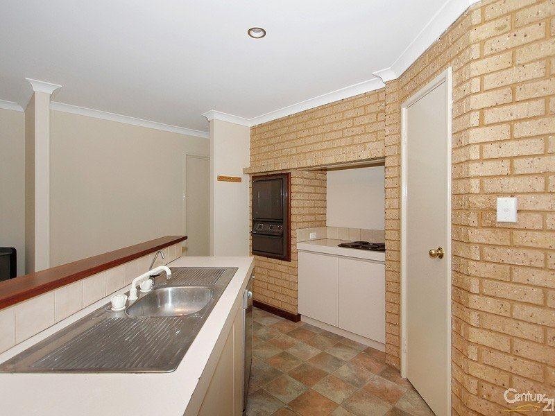 20 Carawatha Avenue, Mount Nasura WA 6112