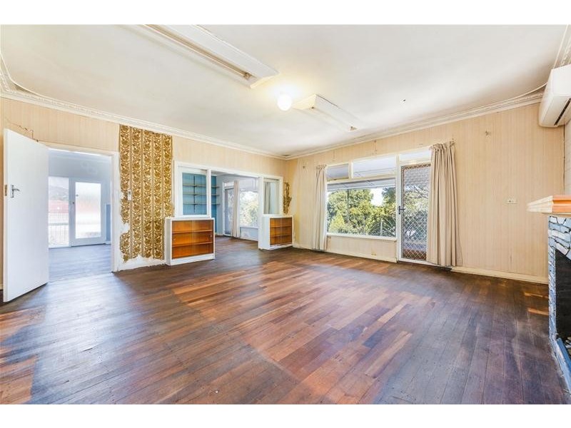 3216 Albany Highway, Mount Nasura WA 6112