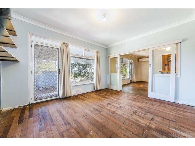 3216 Albany Highway, Mount Nasura WA 6112