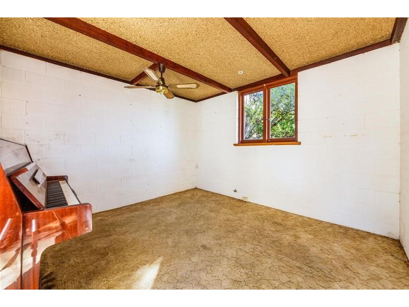 3216 Albany Highway, Mount Nasura WA 6112