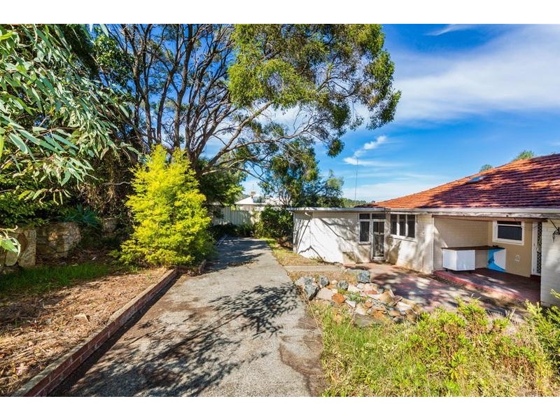 3216 Albany Highway, Mount Nasura WA 6112