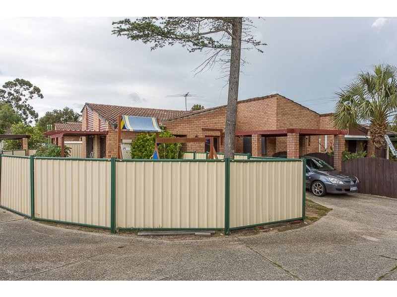 2/324 Streich Avenue, Armadale WA 6112