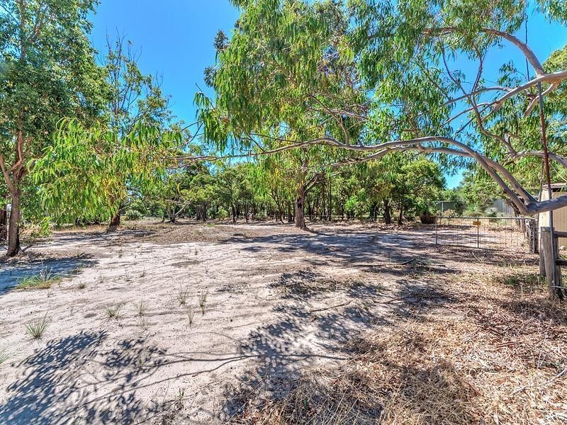 13 Summerfield Road, Serpentine WA 6125