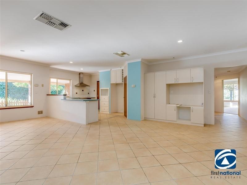 23 Craigie Place, Seville Grove WA 6112