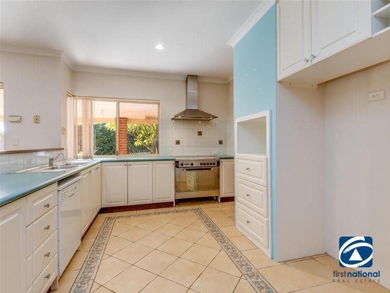 23 Craigie Place, Seville Grove WA 6112