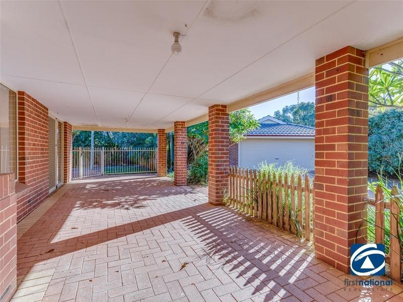 23 Craigie Place, Seville Grove WA 6112