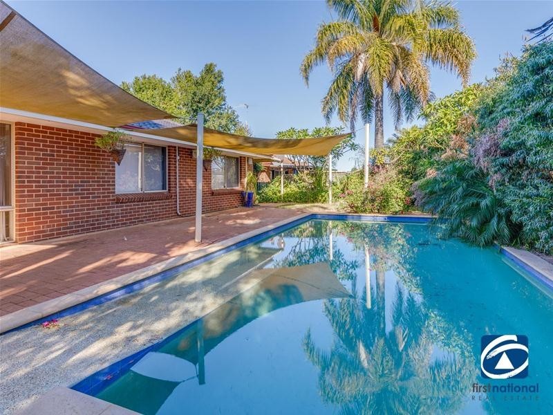 23 Craigie Place, Seville Grove WA 6112