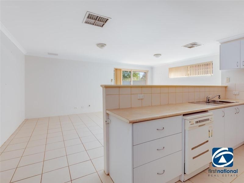 11/405 Railway Avenue, Armadale WA 6112