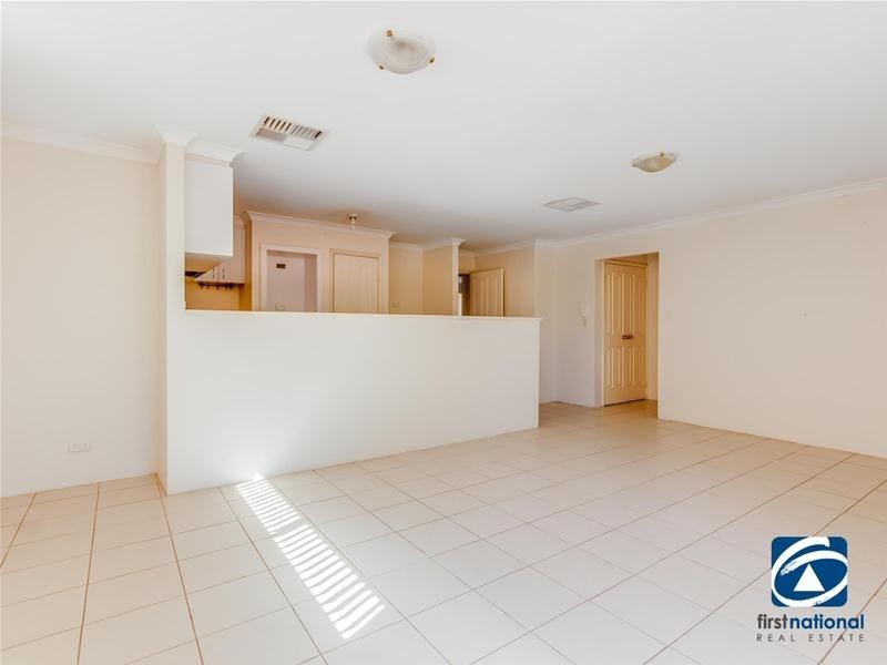 11/405 Railway Avenue, Armadale WA 6112