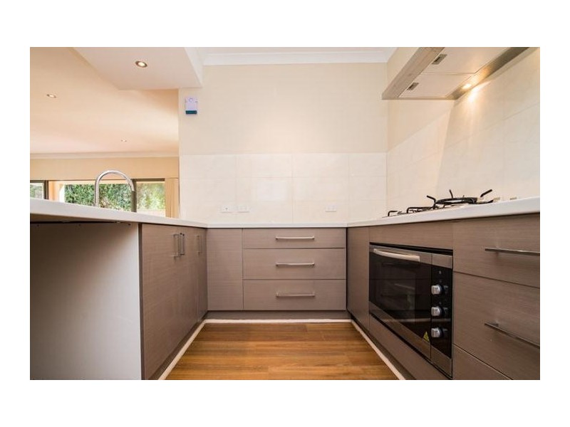 33a Bowden Place, Armadale WA 6112