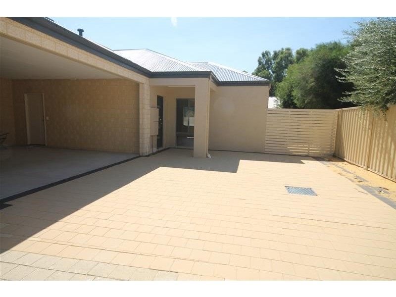 33a Bowden Place, Armadale WA 6112