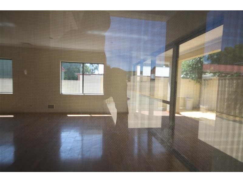 33a Bowden Place, Armadale WA 6112