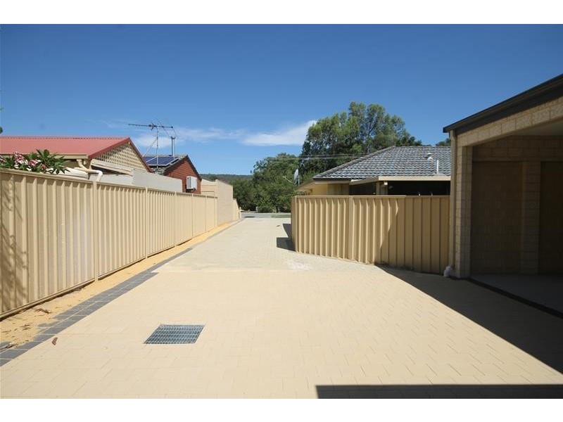 33a Bowden Place, Armadale WA 6112