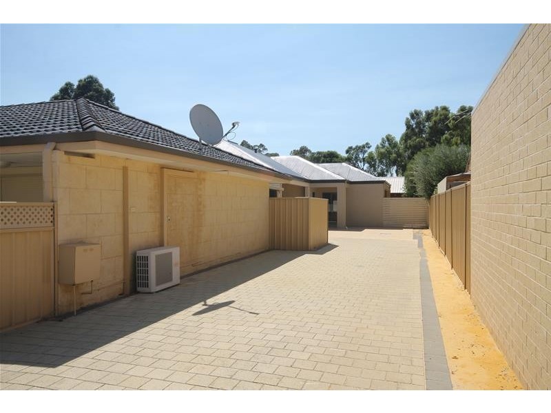 33a Bowden Place, Armadale WA 6112