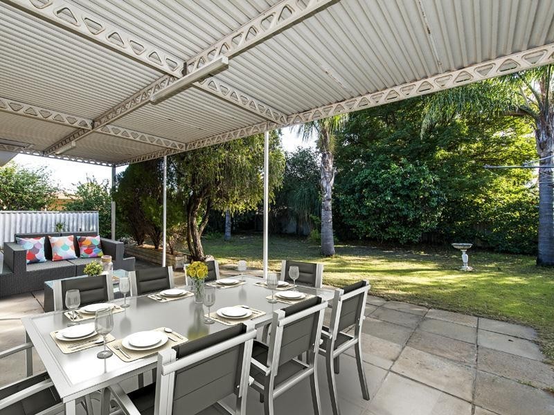 45 Galliers Avenue, Armadale WA 6112