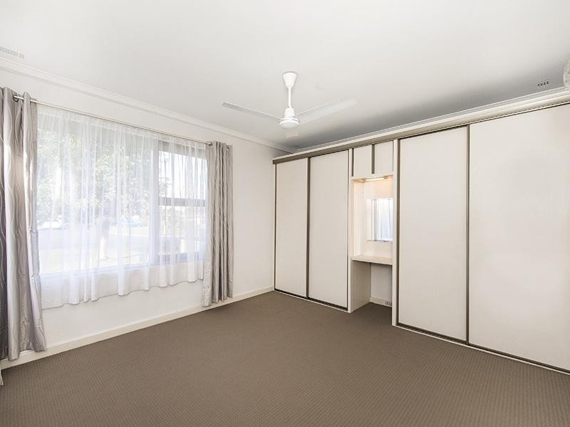 45 Galliers Avenue, Armadale WA 6112