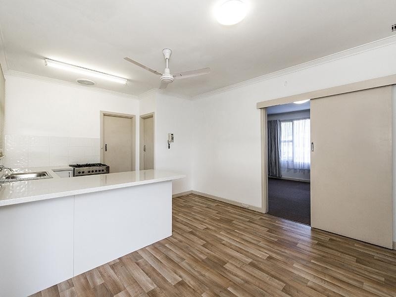 45 Galliers Avenue, Armadale WA 6112