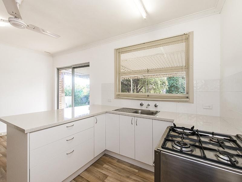 45 Galliers Avenue, Armadale WA 6112