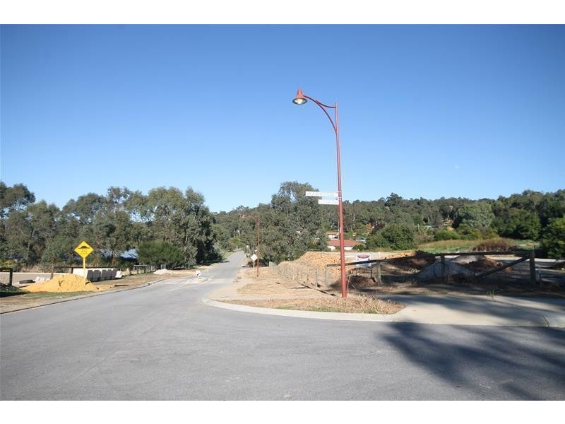 10 Zavatteri Rise, Roleystone WA 6111