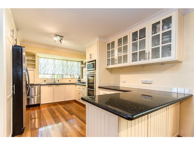 13 Rushton Terrace, Mount Nasura WA 6112