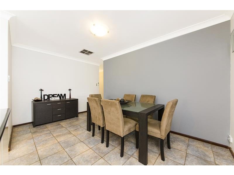 27 Cohuna Drive, Armadale WA 6112