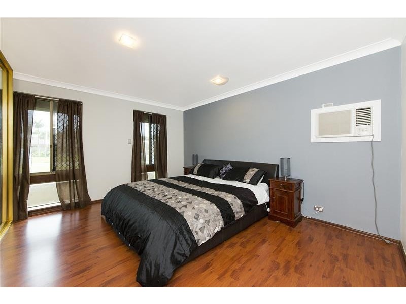 27 Cohuna Drive, Armadale WA 6112