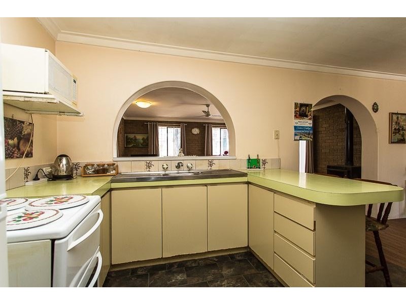 59 Ashburton Drive, Gosnells WA 6110