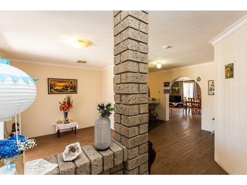 59 Ashburton Drive, Gosnells WA 6110