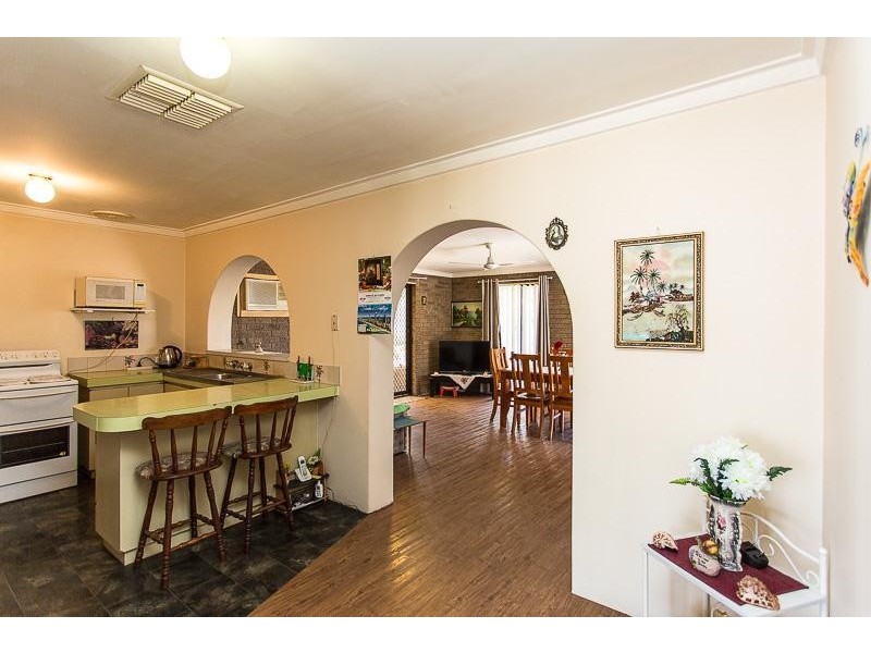 59 Ashburton Drive, Gosnells WA 6110