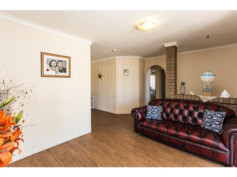 59 Ashburton Drive, Gosnells WA 6110