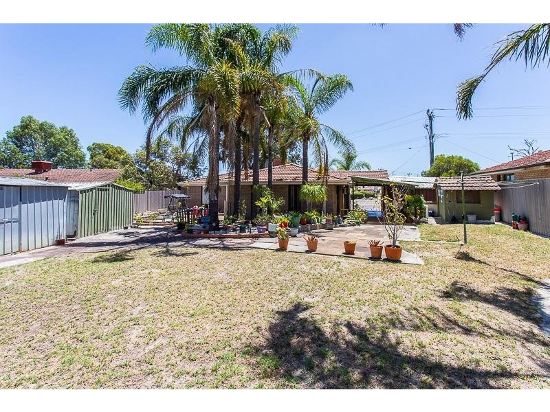 59 Ashburton Drive, Gosnells WA 6110