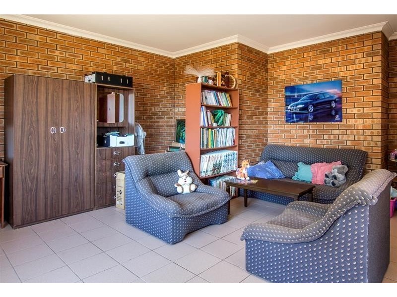 115 Carawatha Avenue, Mount Nasura WA 6112