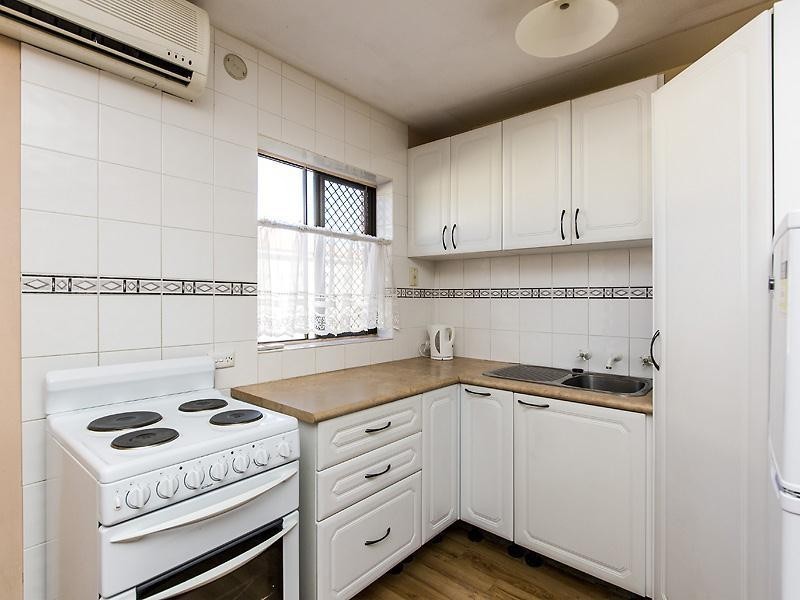 6/67 Manning Road, Como WA 6152