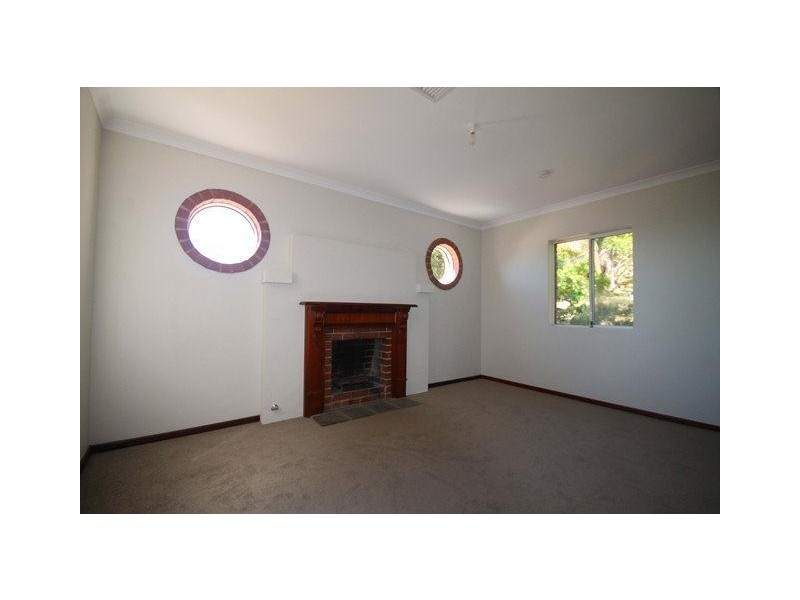 32 Wangoola Terrace, Mount Nasura WA 6112