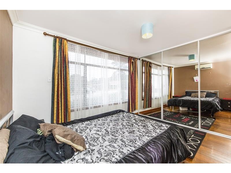 5 Panorama Drive, Kelmscott WA 6111