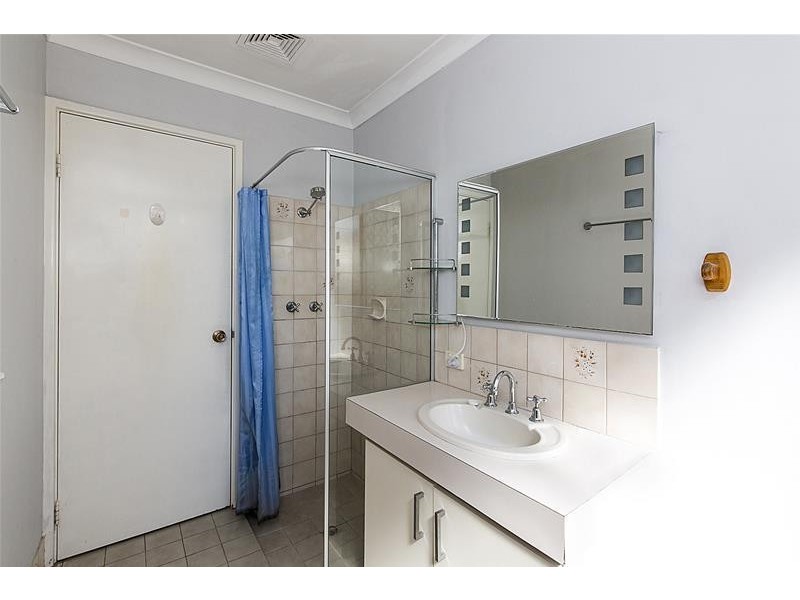 9/23 Quarram Way, Gosnells WA 6110