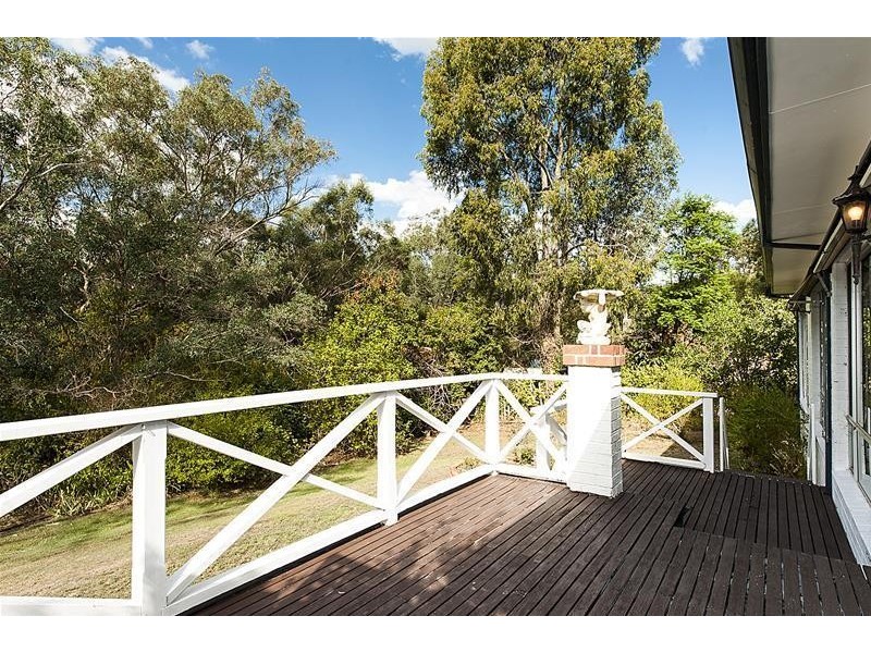 52 Brookton Highway, Kelmscott WA 6111